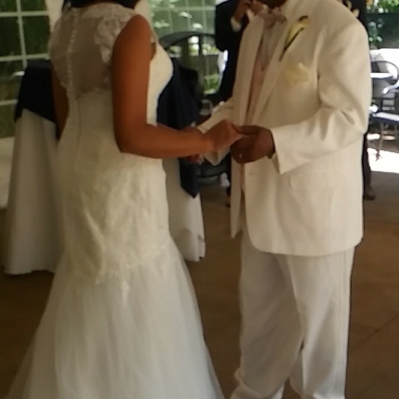 Illusion wedding gown - Picture 5 of 5